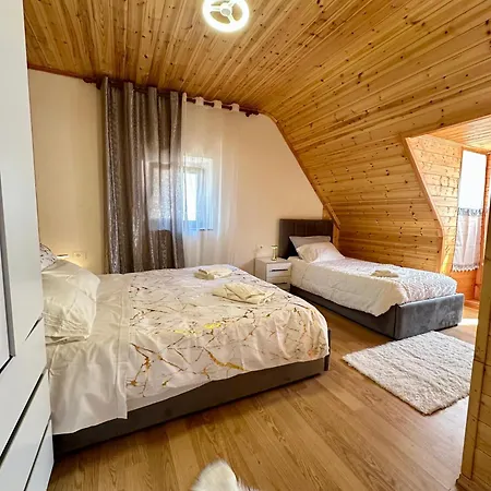 Martini Gasthuis Theth